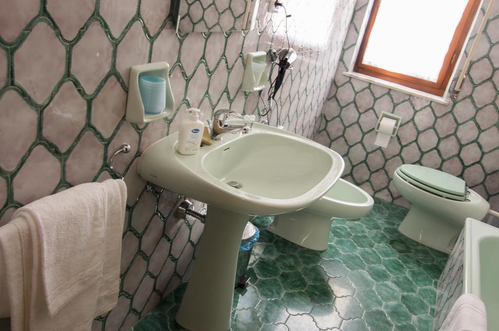 Liberty Guest House อาลเกโร ภายนอก รูปภาพ