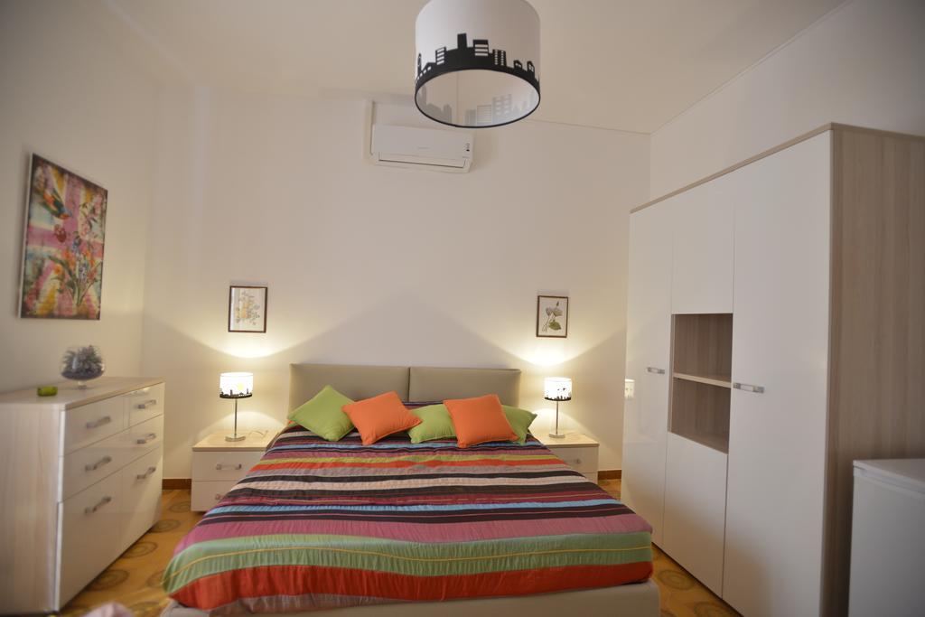 Liberty Guest House อาลเกโร ภายนอก รูปภาพ